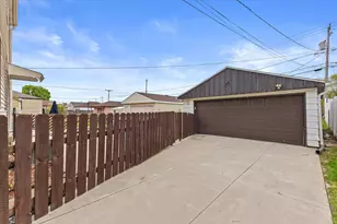 3434 S 2nd St, Milwaukee, WI 53207 - Photo 22