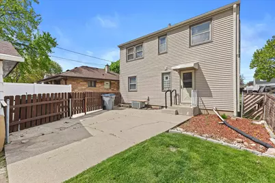 3434 S 2nd St, Milwaukee, WI 53207 - Photo 18