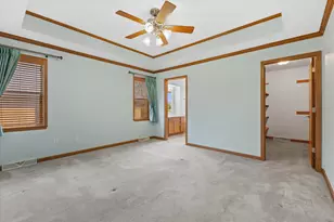 6615 Greenhill Dr, Racine, WI 53406 - Photo 16