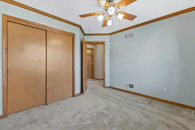 6615  Greenhill Dr, Racine, WI 53406 - Photo 14