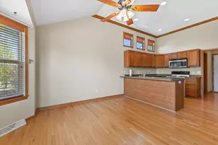 6615 Greenhill Dr, Racine, WI 53406 - Photo 6