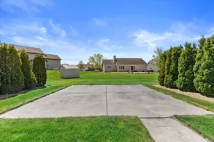 6615 Greenhill Dr, Racine, WI 53406 - Photo 26