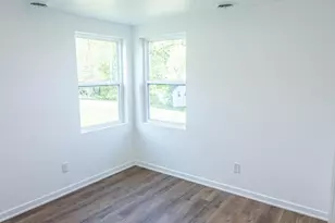 8231 Chara Dr, Burlington, WI 53105 - Photo 6