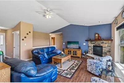347  Homestead Dr, Twin Lakes, WI 53181 - Photo 8