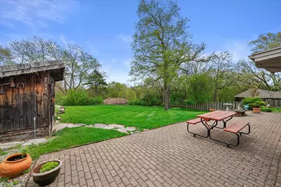 901  Hawthorn Dr, Waukesha, WI 53188 - Photo 24