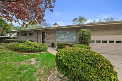 901  Hawthorn Dr, Waukesha, WI 53188 - Photo 26