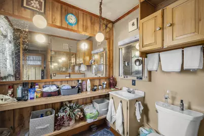 831 N Silverbrook Dr, West Bend, WI 53090 - Photo 4