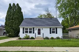 2726 84th St, Kenosha, WI 53143 - Photo 1