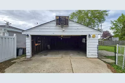 2726  84th St, Kenosha, WI 53143 - Photo 26