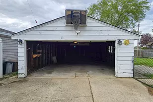 2726 84th St, Kenosha, WI 53143 - Photo 26