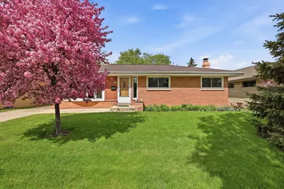 2801 S 72nd St, West Allis, WI 53219 - Photo 2