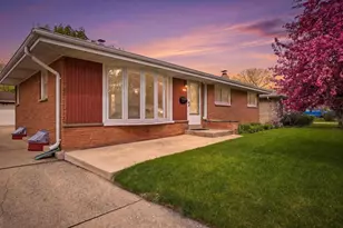 2801 S 72nd St, West Allis, WI 53219 - Photo 1