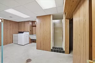 2801 S 72nd St, West Allis, WI 53219 - Photo 22