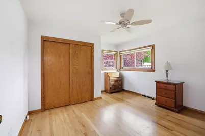 2801 S 72nd St, West Allis, WI 53219 - Photo 16