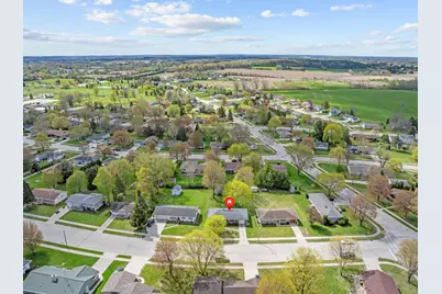 2211  Pleasant Ave, New Holstein, WI 53061 - Photo 28