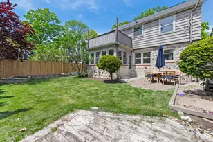 315 E Carlisle Ave, Whitefish Bay, WI 53217 - Photo 44