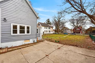 3217 N 12th St, Milwaukee, WI 53206 - Photo 20