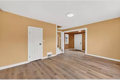 3217 N 12th St, Milwaukee, WI 53206 - Photo 12