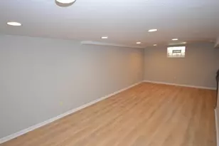 4110 S Troy Ave, Saint Francis, WI 53235 - Photo 12