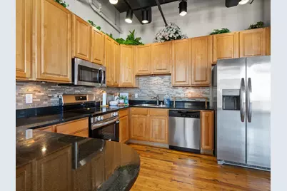 730 N Plankinton Ave #8C, Milwaukee, WI 53203 - Photo 4