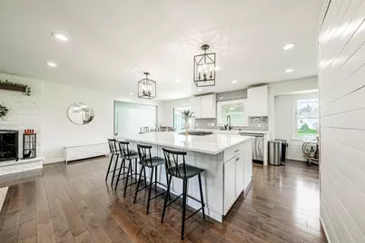 17535  Azure Ln, Brookfield, WI 53045 - Photo 14