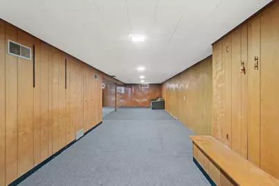 5427 W Spring Ln, Milwaukee, WI 53223 - Photo 20