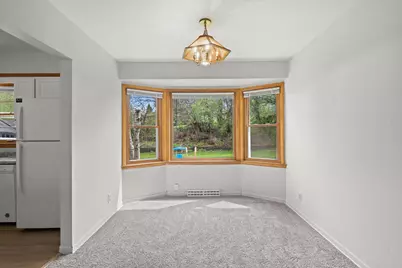 5427 W Spring Ln, Milwaukee, WI 53223 - Photo 8