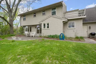 W52N618 Highland Dr, Cedarburg, WI 53012 - Photo 20