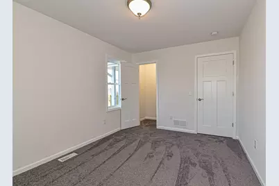 302  Trailview Xing, Racine, WI 53185 - Photo 16