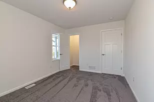 302 Trailview Crossing, Racine, WI 53185 - Photo 16