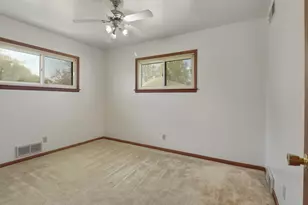 3301 E Carol Ct, Oak Creek, WI 53154 - Photo 12