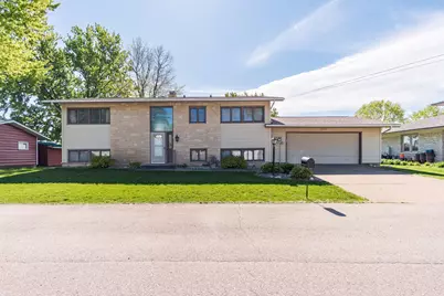1812  Nakomis Ave, Campbell, WI 54603 - Photo 4
