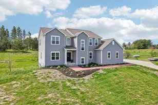 N140w17335 Cedar Ln, Germantown, WI 53022 - Photo 2