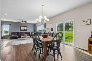 N140w17335 Cedar Ln, Germantown, WI 53022 - Photo 16