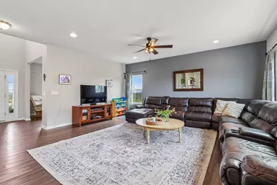 N140W17335  Cedar Ln, Germantown, WI 53022 - Photo 12