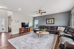N140w17335 Cedar Ln, Germantown, WI 53022 - Photo 12