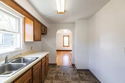 1809  19th St, La Crosse, WI 54601 - Photo 4