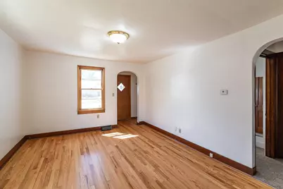 1809  19th St, La Crosse, WI 54601 - Photo 2