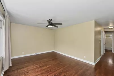 810  Carrington Ave, South Milwaukee, WI 53172 - Photo 4