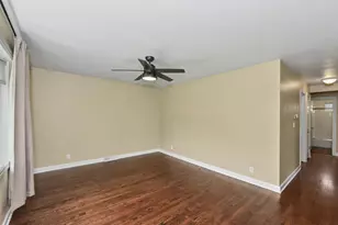 810 Carrington Ave, South Milwaukee, WI 53172 - Photo 4