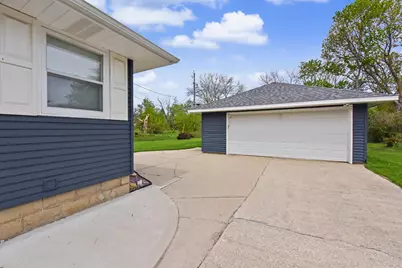 810  Carrington Ave, South Milwaukee, WI 53172 - Photo 22
