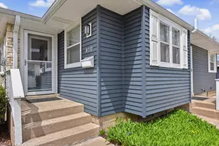 810 Carrington Ave, South Milwaukee, WI 53172 - Photo 2