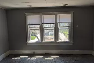 3737 N 24th Pl, Milwaukee, WI 53206 - Photo 10