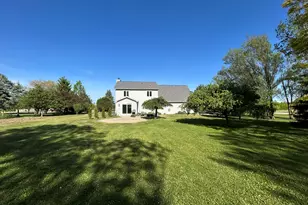 511 Cheyenne Ave, Grafton, WI 53024 - Photo 24