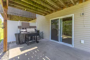 411 Cherry Ln, Holmen, WI 54636 - Photo 4