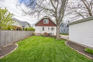 2171 N 61st St, Wauwatosa, WI 53213 - Photo 32