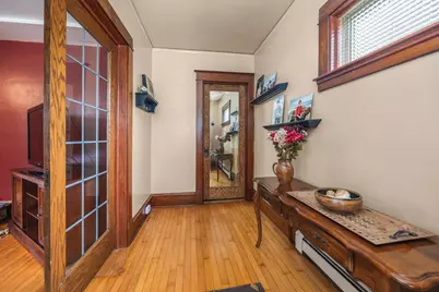 2171 N 61st St, Wauwatosa, WI 53213 - Photo 4
