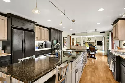 8710  Lakeshore Dr, Pleasant Prairie, WI 53158 - Photo 8