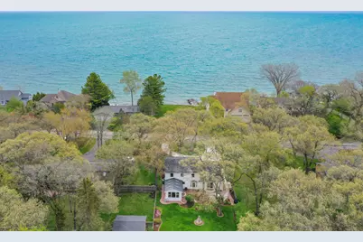 8710  Lakeshore Dr, Pleasant Prairie, WI 53158 - Photo 2