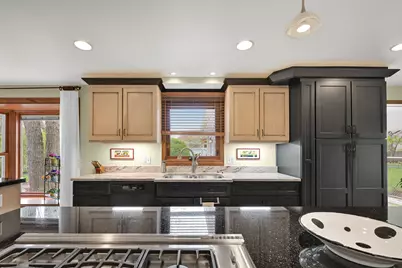 8710  Lakeshore Dr, Pleasant Prairie, WI 53158 - Photo 10